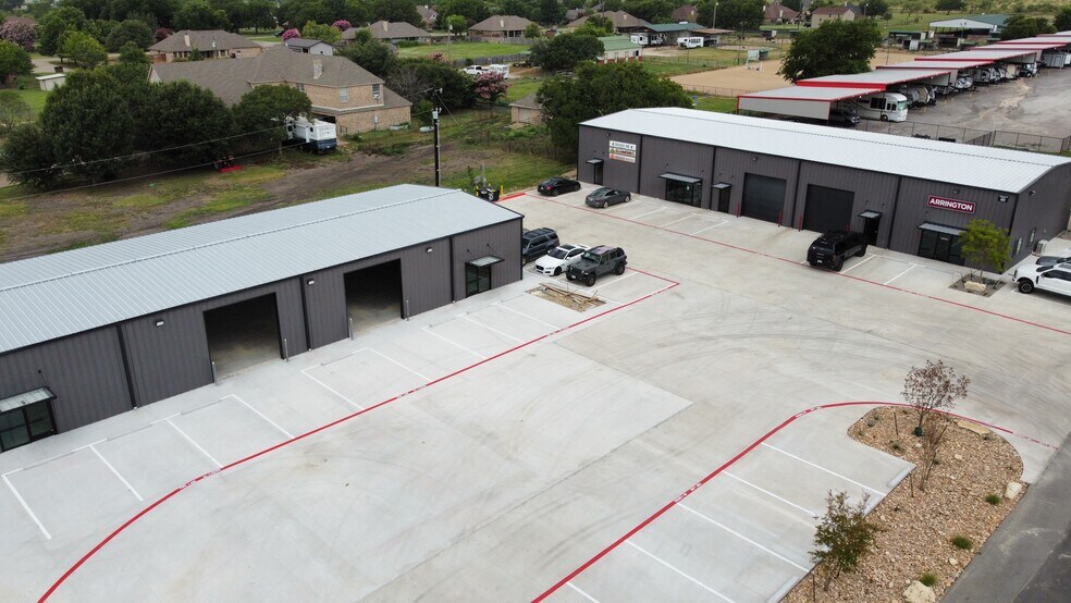 More Photos Of 1801 E FM 1187, Aledo Showroom For Lease