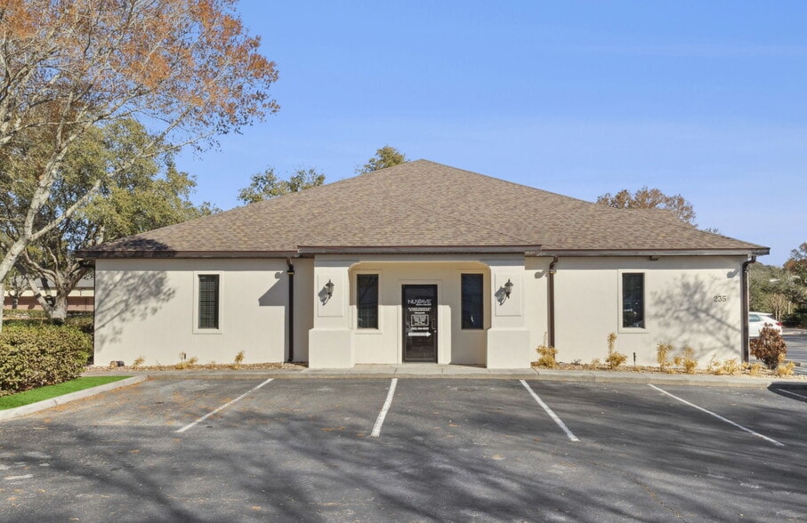 More Photos Of 235 Hatteras Ave, Clermont Medical For Lease