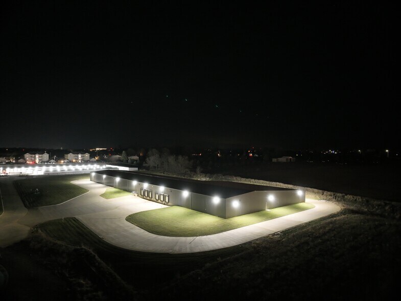 More Photos Of 3530 Marnie Ave, Waterloo Industrial For Lease