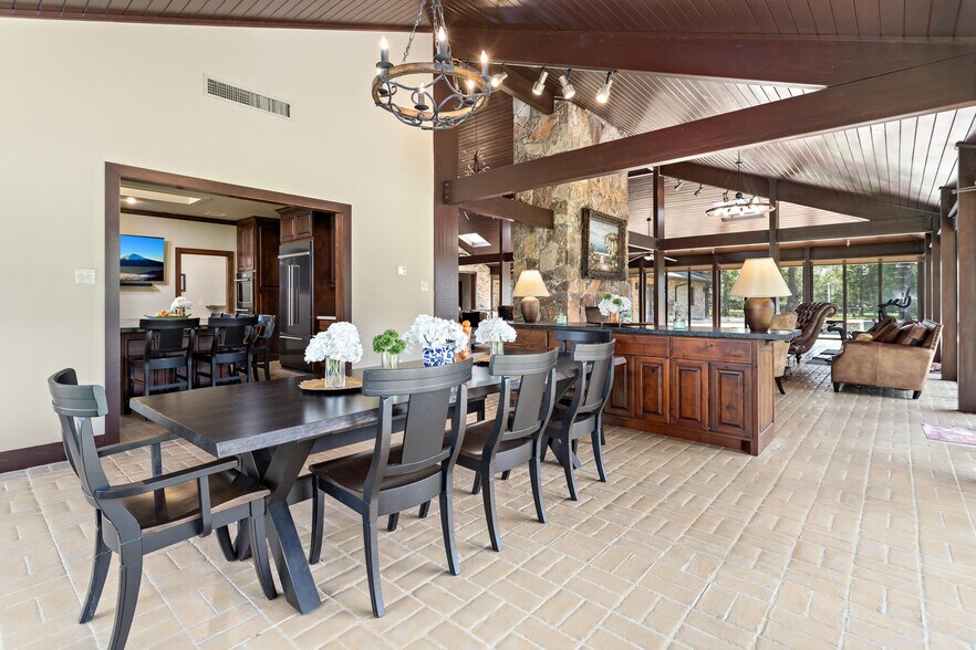 More Photos Of 15815 Highway 105, Sour Lake Specialty For Sale