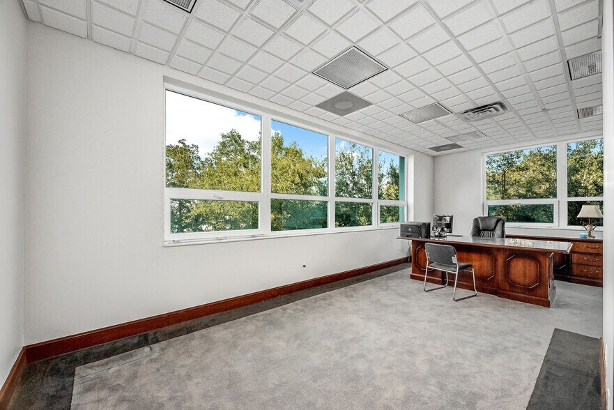 More Photos Of 1735 W Hibiscus Blvd, Melbourne Medical For Lease