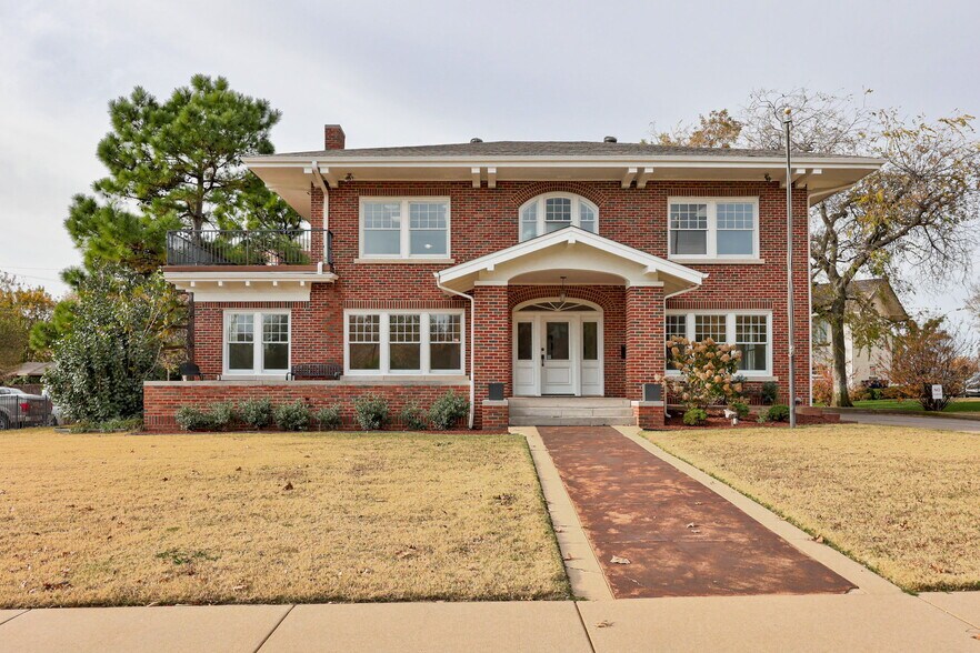 Primary Photo Of 1319 N Classen Dr, Oklahoma City Office For Lease