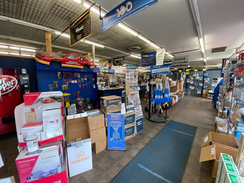 More Photos Of 7713 W Lawrence Ave, Norridge Apartments For Lease