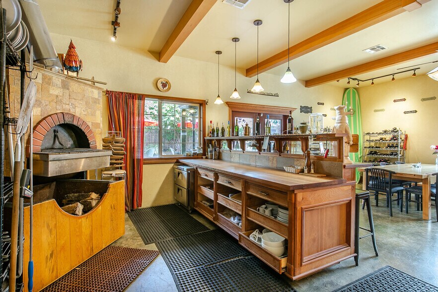 More Photos Of 14836 OR-38, Elkton Restaurant For Sale