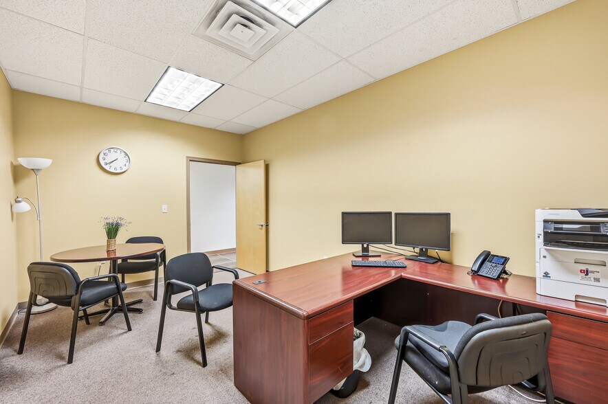 More Photos Of 501-505 Market St, East Liverpool Storefront For Sale