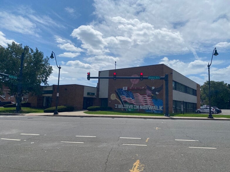 More Photos Of 11 Belden Ave, Norwalk Office For Lease