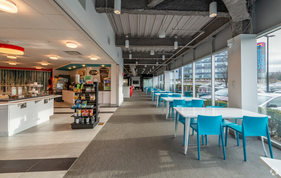 More Photos Of 200 Summit Dr, Burlington Office For Lease