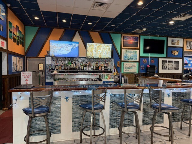 More Photos Of 4329 George Washington Memorial Hwy, Hayes Restaurant For Sale