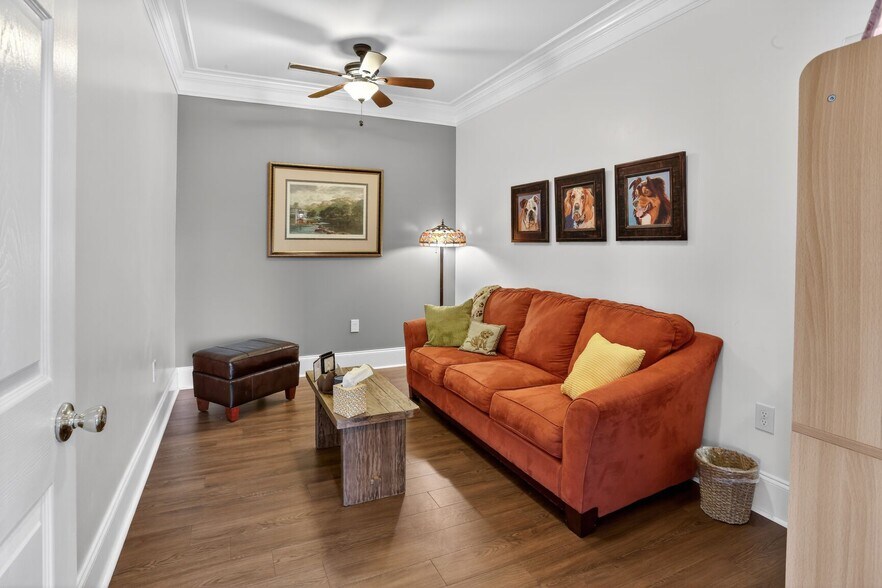 More Photos Of 1595 Access Rd, Covington Storefront For Sale