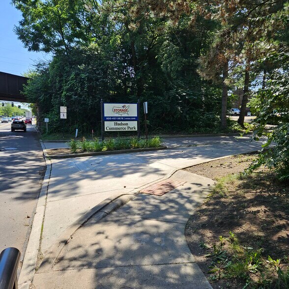 More Photos Of 70 W Streetsboro Rd, Hudson Self Storage For Lease