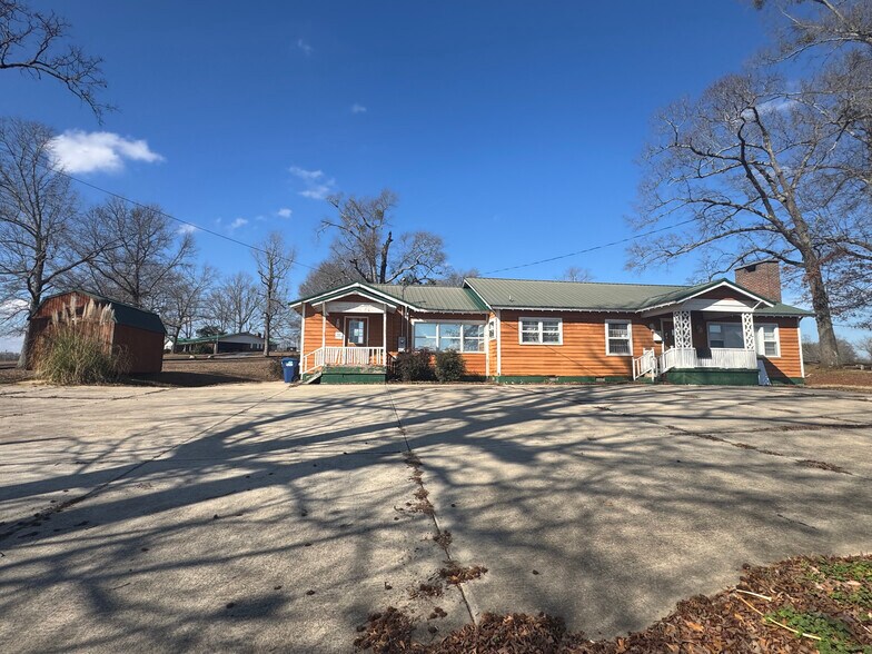 More Photos Of 8385 AL Highway 144, Alexandria Office Residential For Sale