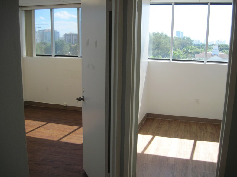More Photos Of 333 Arthur Godfrey Rd, Miami Beach Office For Lease