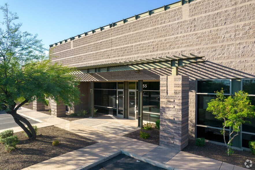 More Photos Of 9055 E Del Camino Dr, Scottsdale Office For Lease