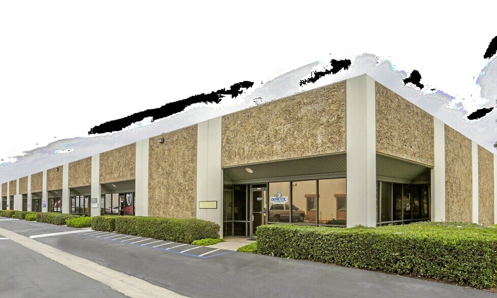 More Photos Of 1521-1539 W Orangewood Ave, Orange Unknown For Lease