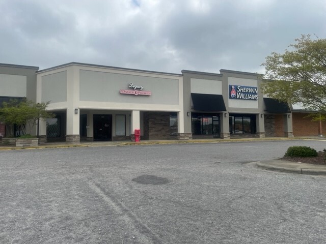 Primary Photo Of 2511-2537 E Ash St, Goldsboro Storefront Retail Office For Lease