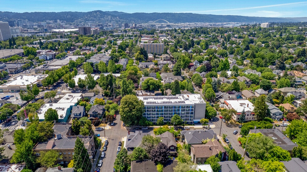 More Photos Of 1804 NE 14th Ave, Portland Apartments For Sale