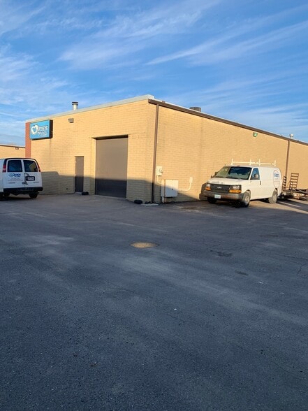 More Photos Of 486 Windsor Park Dr, Dayton Warehouse For Lease