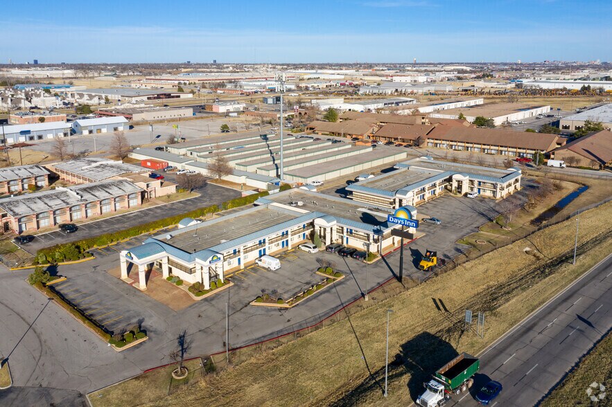 More Photos Of 504 S Meridian Ave, Oklahoma City Hotel For Sale