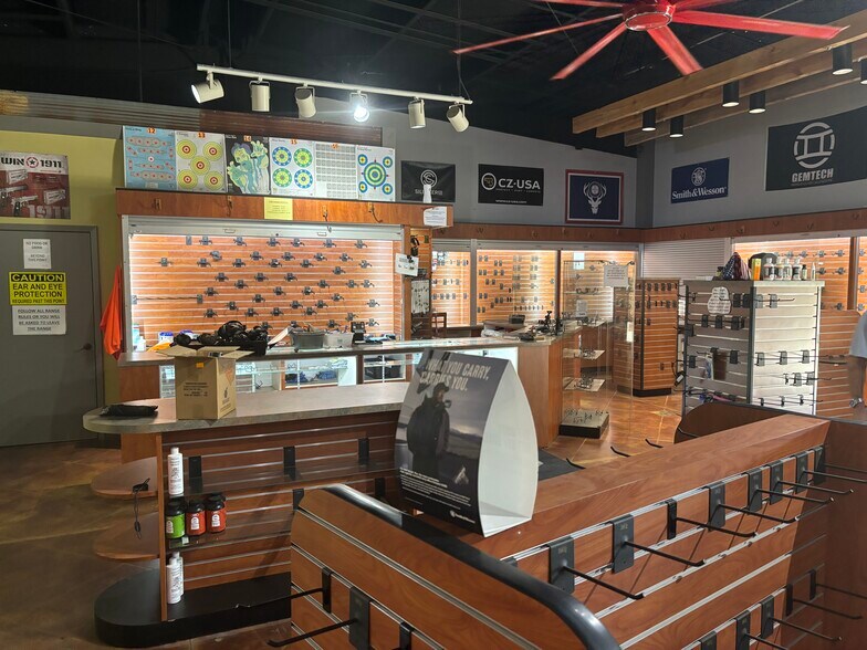 More Photos Of 120 Air Park Rd, Tupelo Specialty For Sale