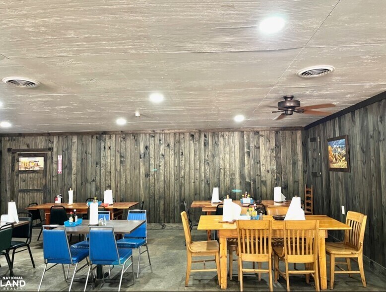 More Photos Of 24973 Highway 35, Vaiden Convenience Store For Sale