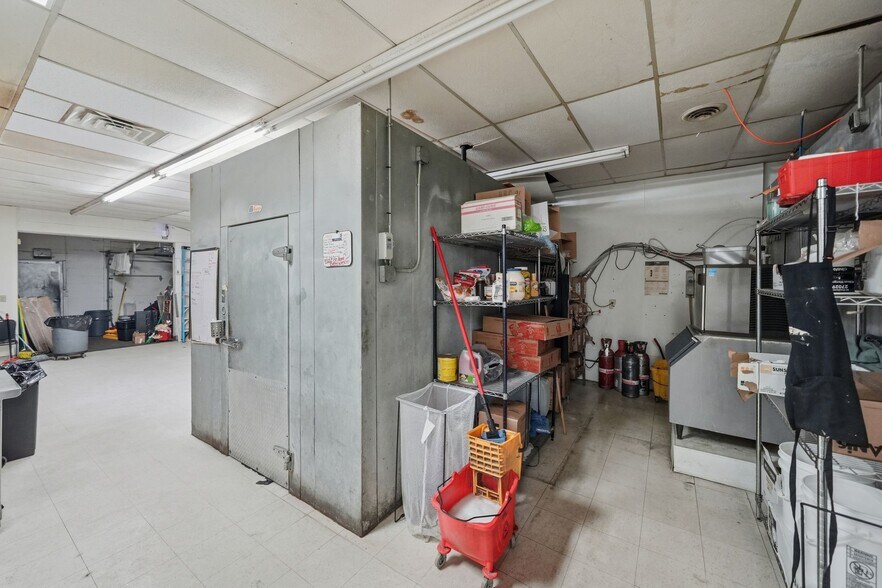 More Photos Of 715 1st Corso, Nebraska City Restaurant For Sale