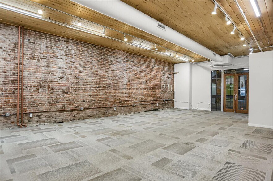 More Photos Of 1620 Market St, Denver Office For Lease