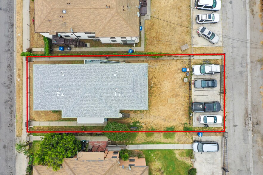 More Photos Of 1931 W 35th Pl, Los Angeles Apartments For Sale