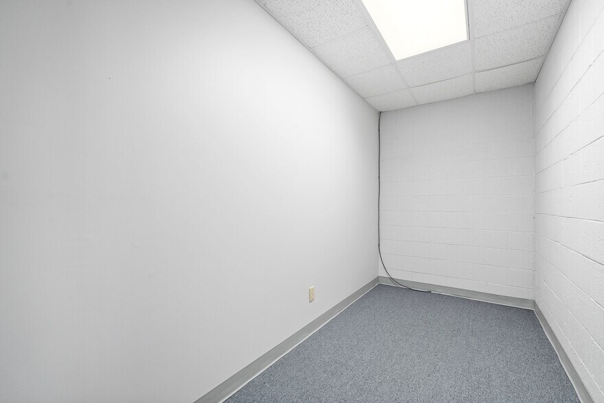 More Photos Of 311 W 9th St, Hopkinsville Medical For Lease