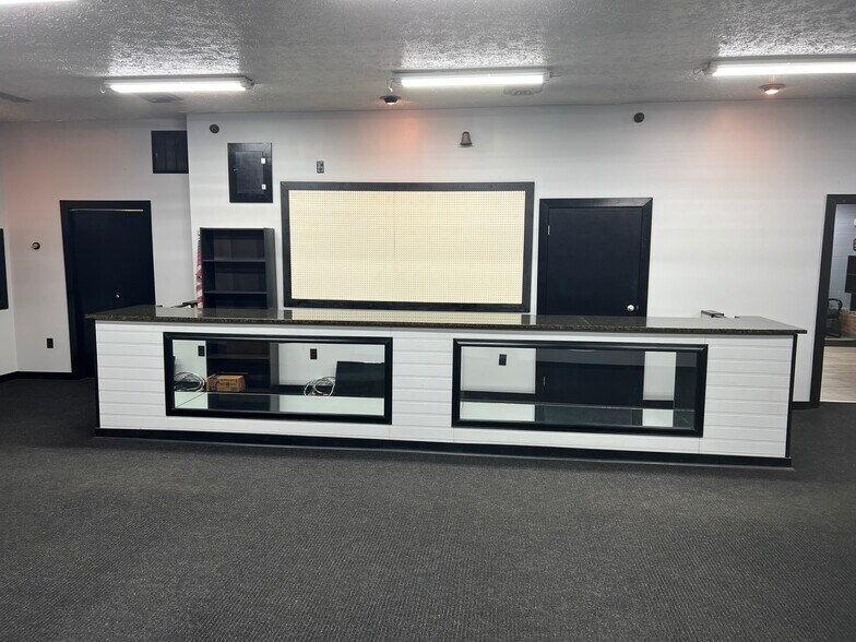 More Photos Of 169 Conowingo Rd, Conowingo Auto Repair For Lease