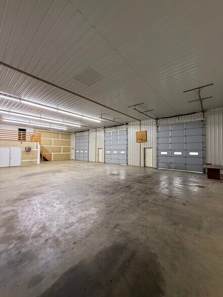 More Photos Of 27 Industrial Dr, Ruckersville Unknown For Lease