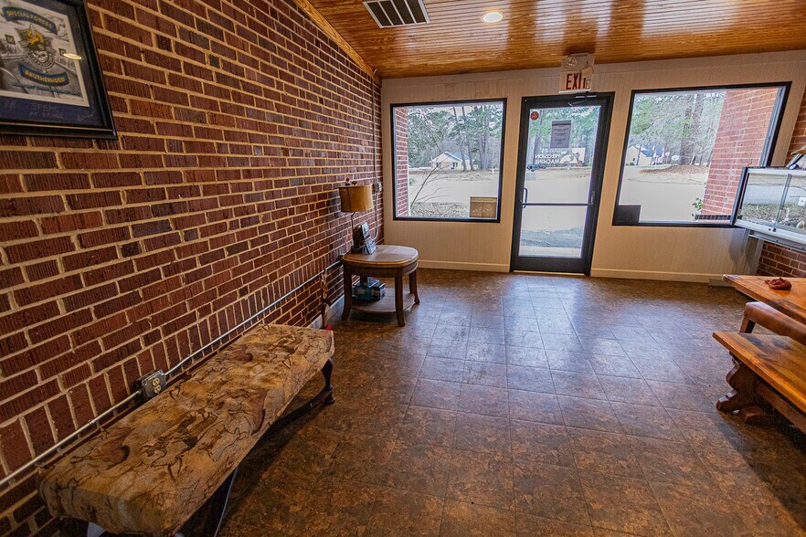 More Photos Of 1434 Farrington Rd, Apex Light Manufacturing For Sale