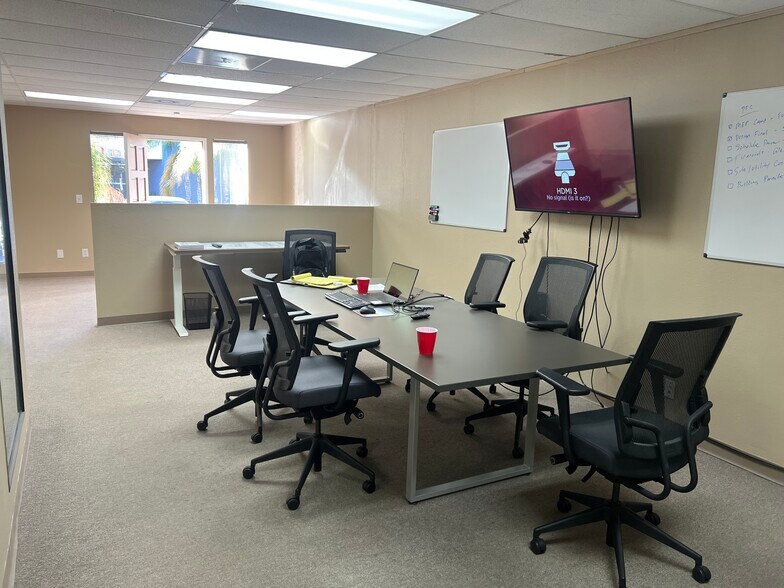 More Photos Of 7670 Opportunity Rd, San Diego Office For Lease