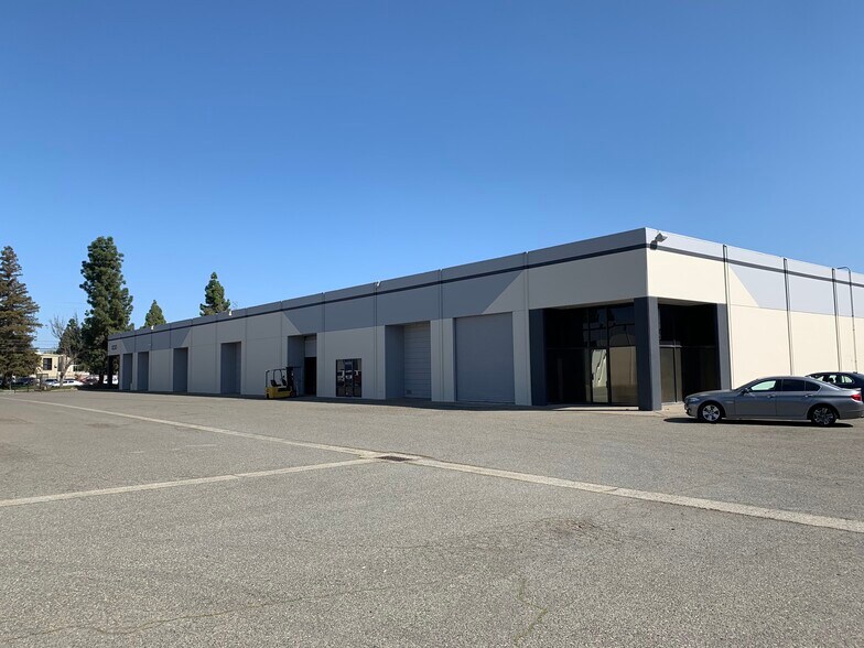 More Photos Of 8220 Alpine Ave, Sacramento Unknown For Lease