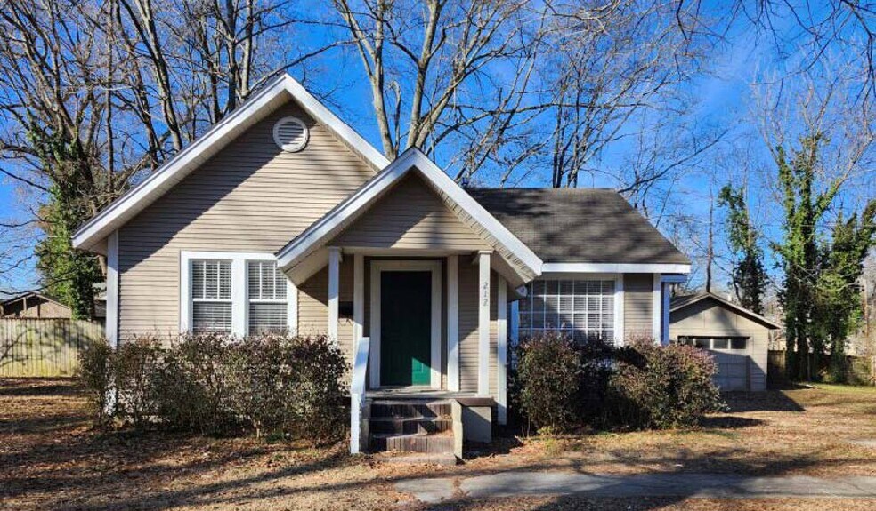 More Photos Of Main St, Benton Specialty For Sale