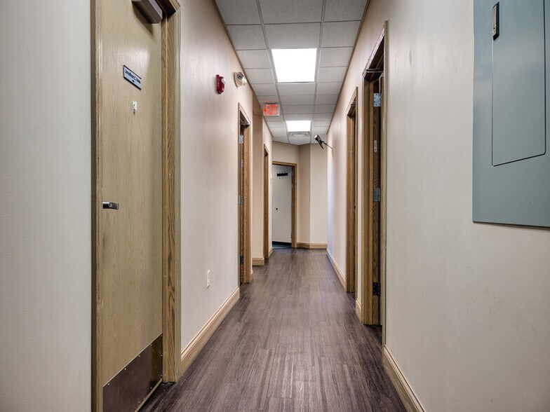 More Photos Of 415 36th St, Parkersburg Medical For Sale