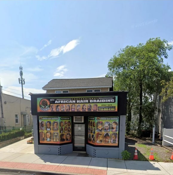 Primary Photo Of 2074 Grand Ave, North Baldwin Storefront Retail Office For Sale