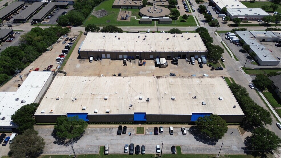 More Photos Of 103-211 N Kirby St, Garland Unknown For Lease