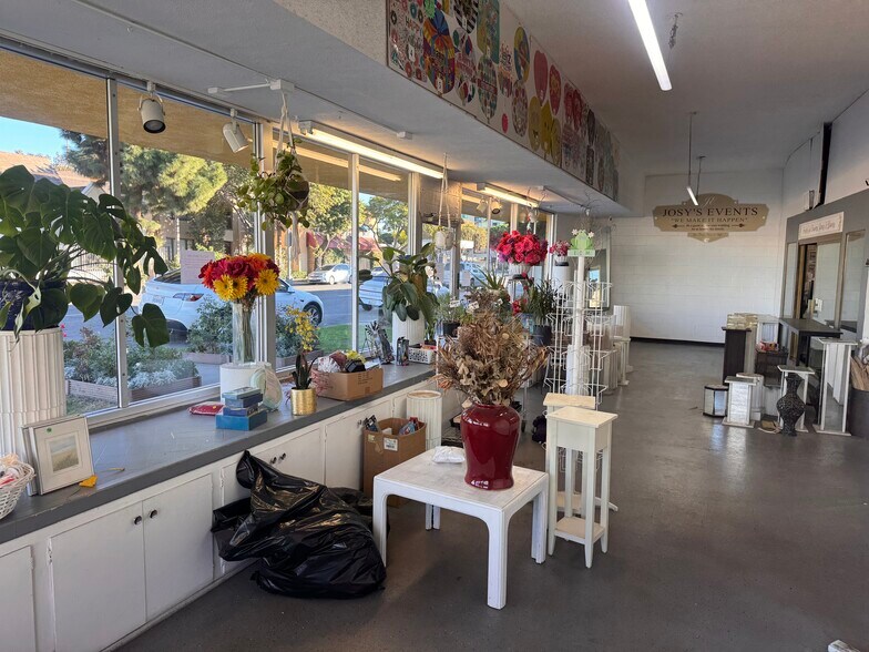 More Photos Of 455 Atlantic Ave, Long Beach Storefront For Sale