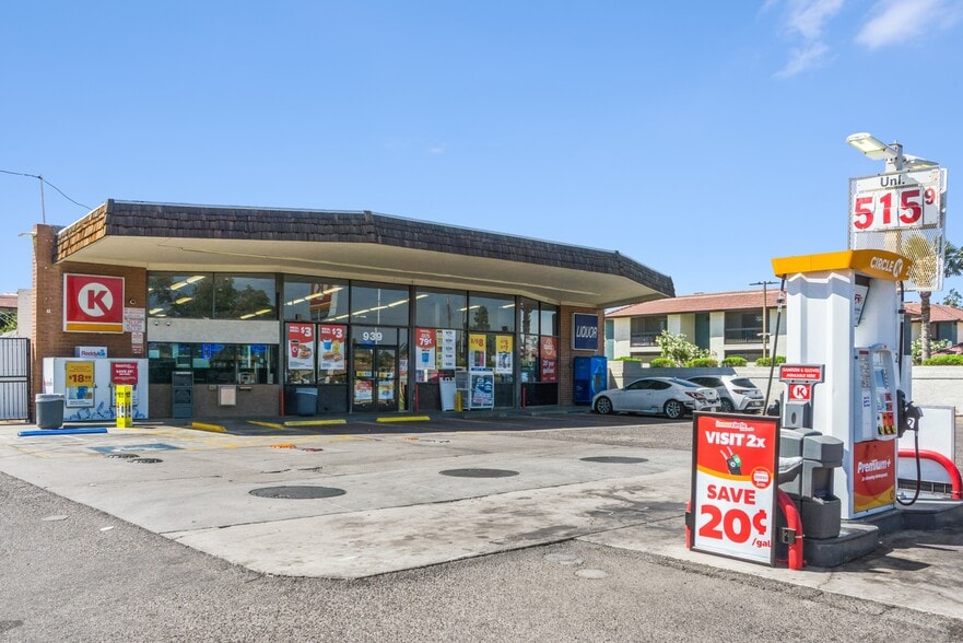 Primary Photo Of 939 W Baseline Rd, Tempe Service Station For Sale