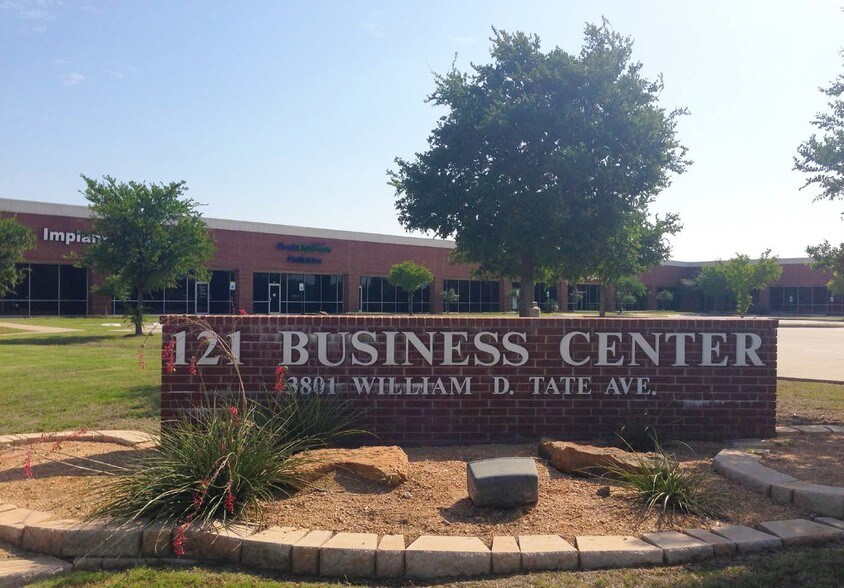 More Photos Of 3801 William D Tate Ave, Grapevine Office For Lease