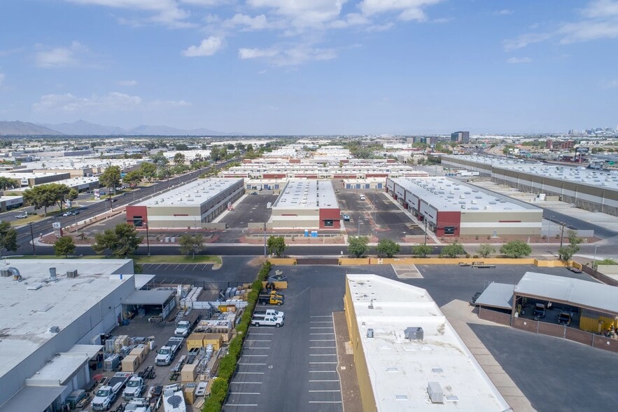 More Photos Of 4141 N 36th St, Phoenix Unknown For Lease