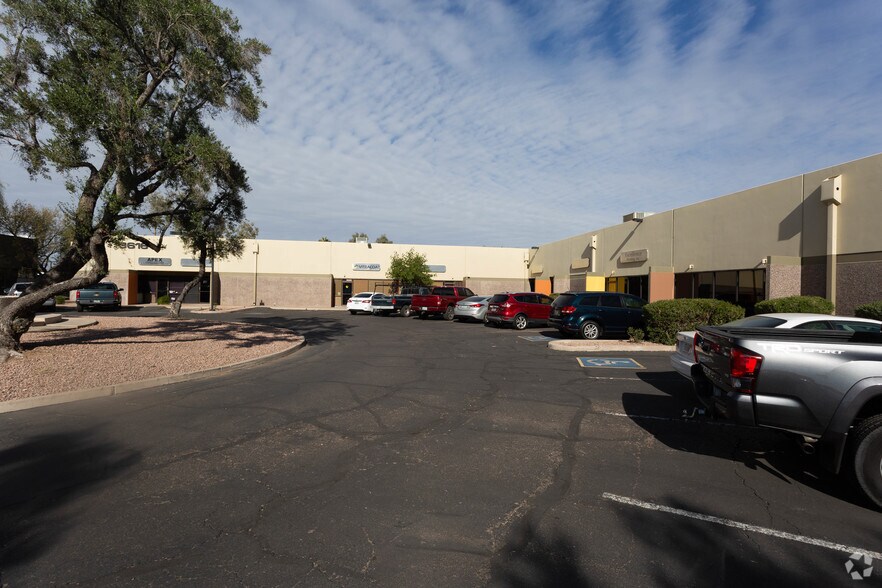 More Photos Of 3532 W Thomas Rd, Phoenix Unknown For Lease