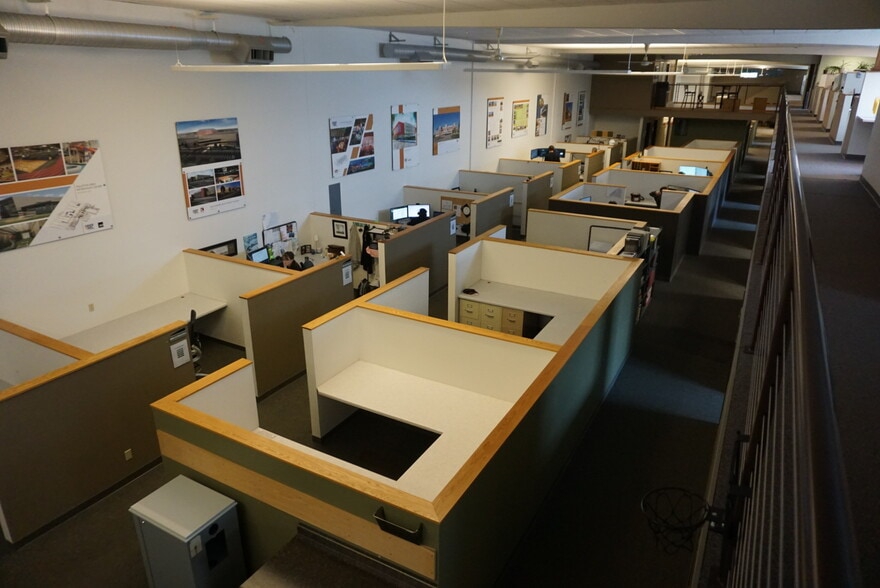 More Photos Of 2201 N 12th St, Fargo Light Distribution For Lease