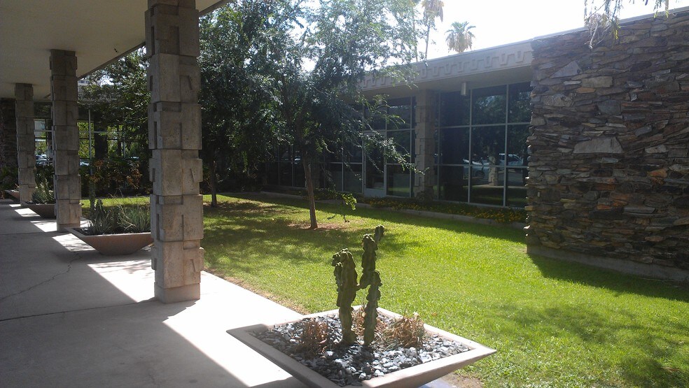 More Photos Of 201 W Indian School Rd, Phoenix Office For Lease