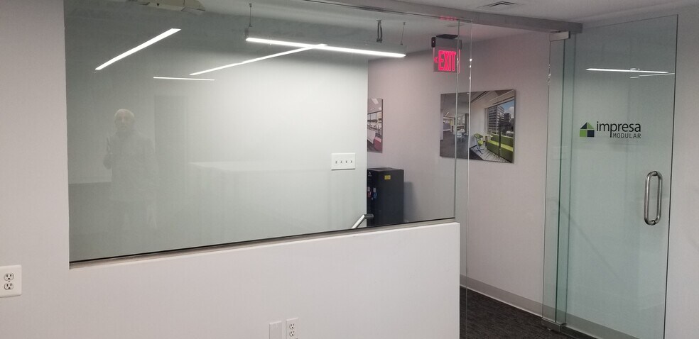 More Photos Of 9101-9105 Gaither Rd, Gaithersburg Warehouse For Lease
