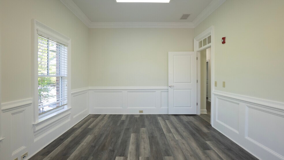 More Photos Of 1325 Satellite Blvd, Suwanee Office For Sale
