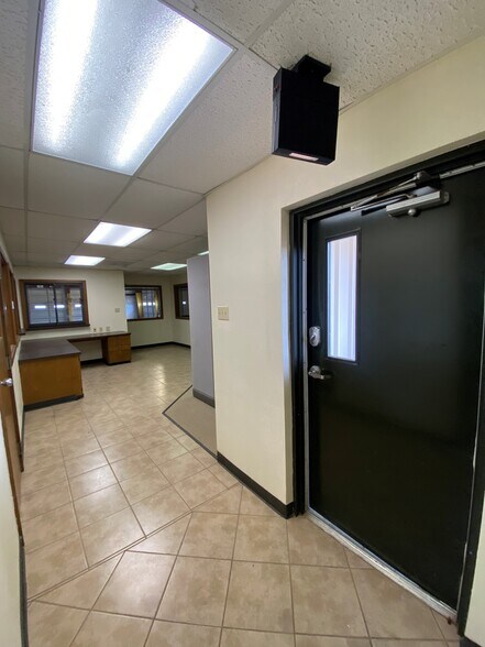 More Photos Of 140 Industrial Park Dr dr, Bay City Industrial For Sale