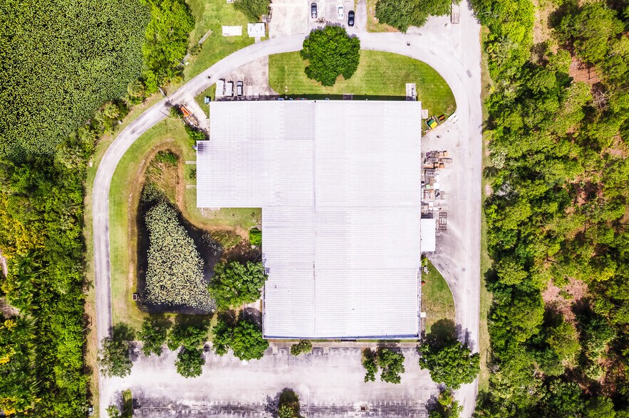 More Photos Of 10045 102nd Ter, Sebastian Manufacturing For Lease
