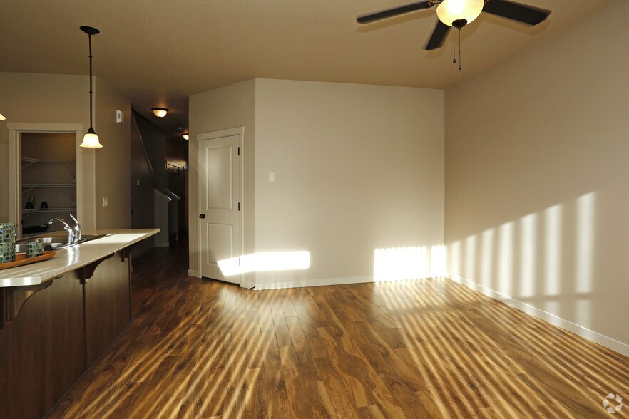 More Photos Of 19731 SW Athena Ct, Aloha Apartments For Sale