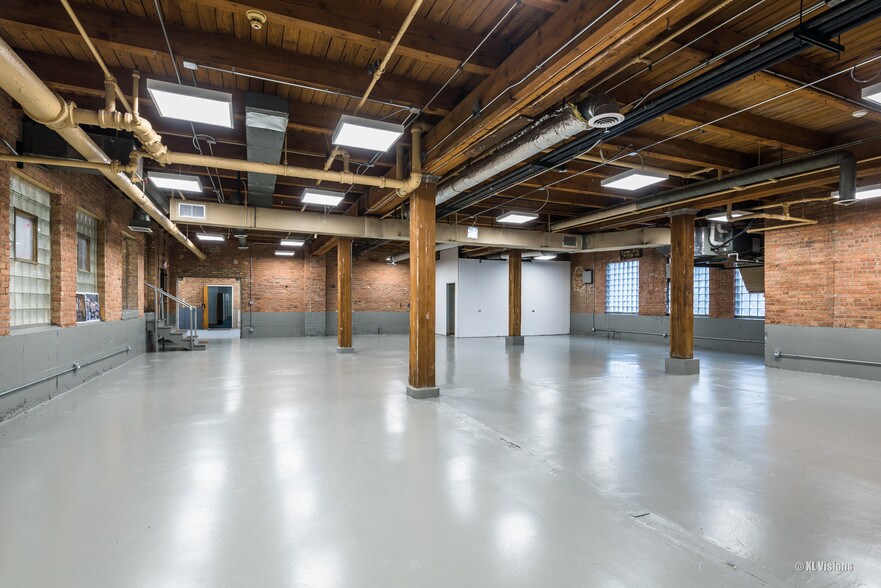 More Photos Of 1229 N North Branch St, Chicago Light Manufacturing For Lease